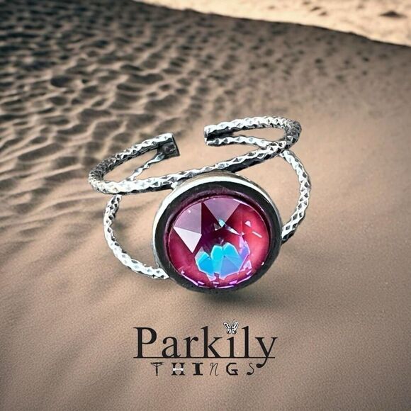 Handcrafted sparkly ring made with Swarovski crystal adjustable fit - Picture 1 of 5